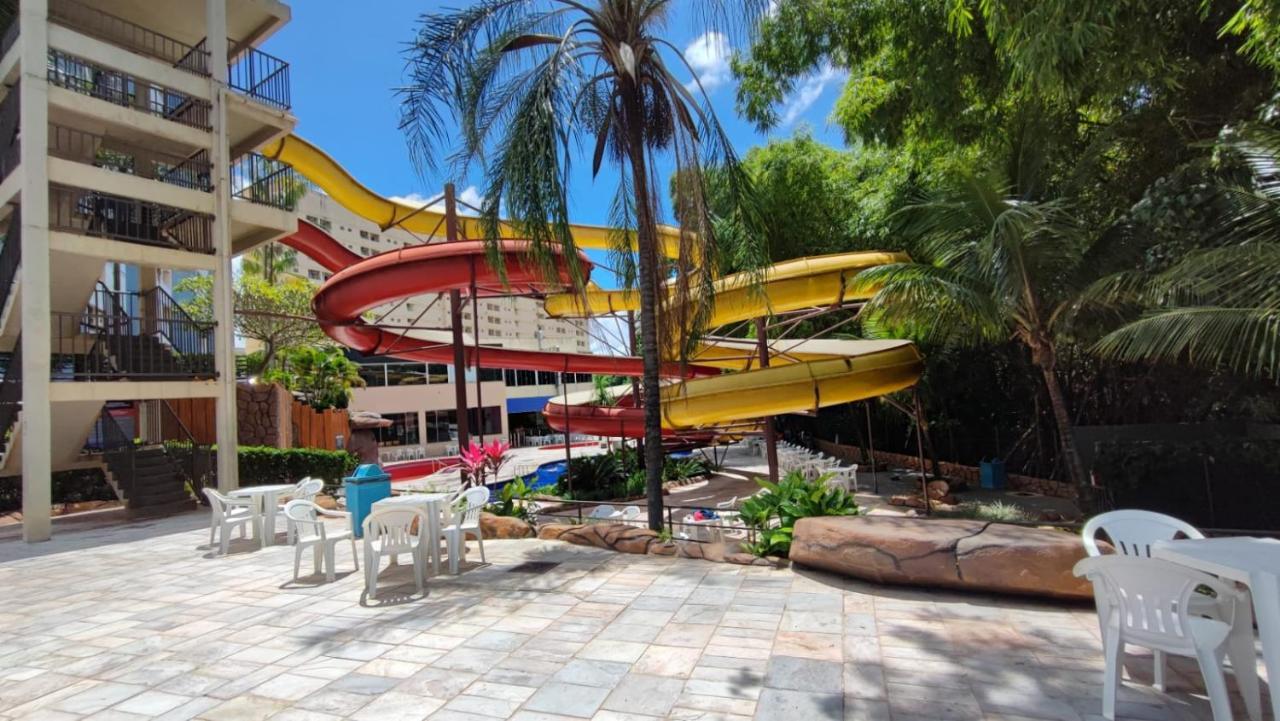 Golden Dolphin Gd - Suite 4 Adultos E 1 Crianca Ate 5 Anos Caldas Novas Exterior photo