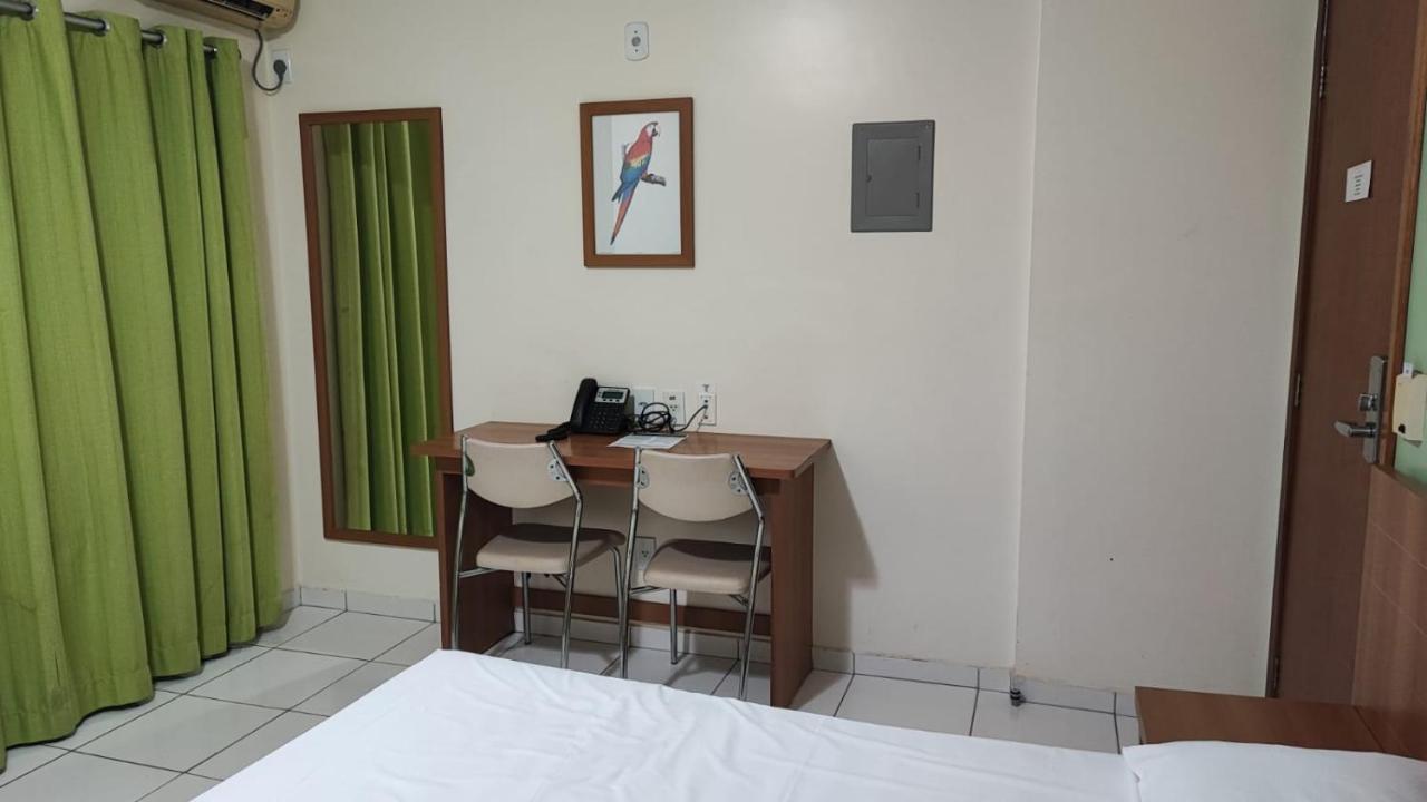 Golden Dolphin Gd - Suite 4 Adultos E 1 Crianca Ate 5 Anos Caldas Novas Exterior photo