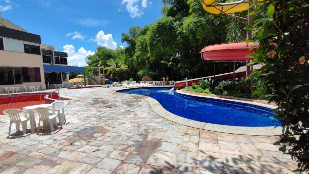 Golden Dolphin Gd - Suite 4 Adultos E 1 Crianca Ate 5 Anos Caldas Novas Exterior photo